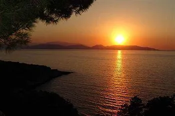 Panion Park Residence Κουσάντασι 2*,